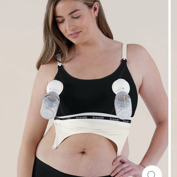 Bravado Clip and Pump™ Hands-Free Nursing Bra Accessory - Picture 3 of 4